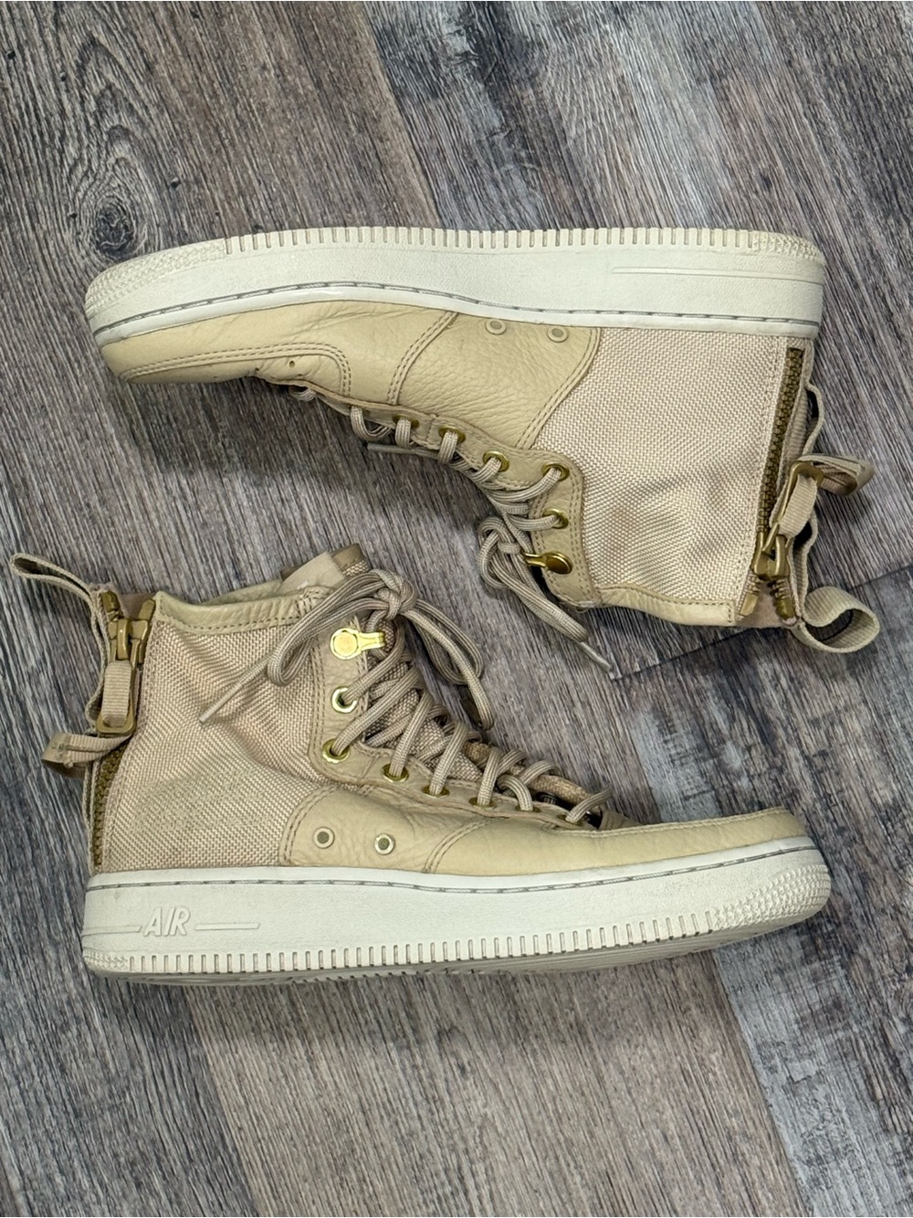 Nike SF Air Force 1 Mid Mushroom Women’s AA3966-200 Size 7.5